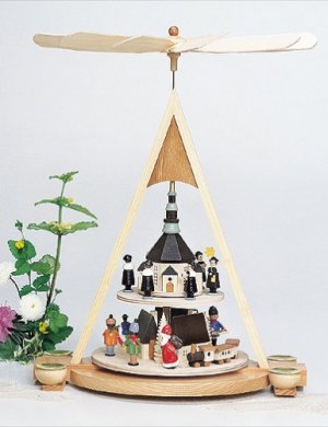 Pyramide Seiffener Weihnacht / 2 Etagen