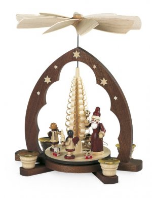 Pyramide Bescherung Spitzbogen