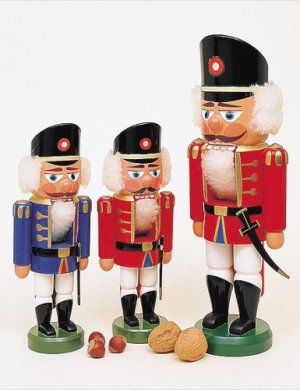 Nussknacker Polizist, rot