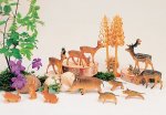 Wildschweingruppe geschnitzt
