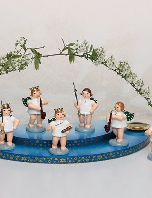 Engel mit Tambourstab, ohne Krone