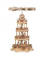 pyramide heilige geschichte mit engel
