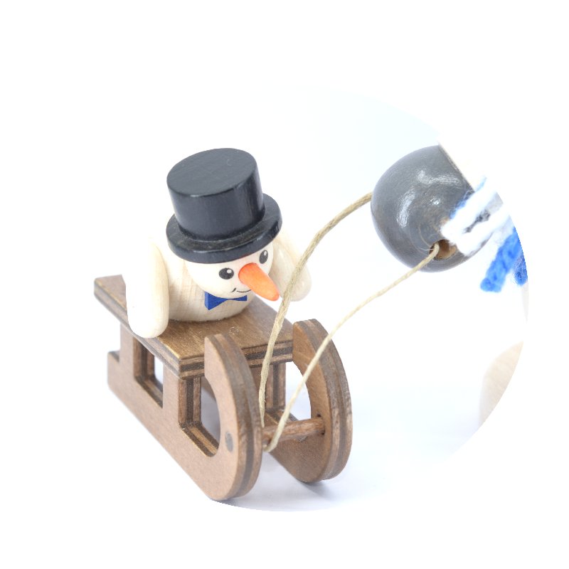 Räuchermann Schneemann mit Schlitten und Kind, blau