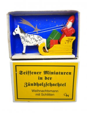 Zündholzschachtel - Weihnachtsmann mit Schlitten