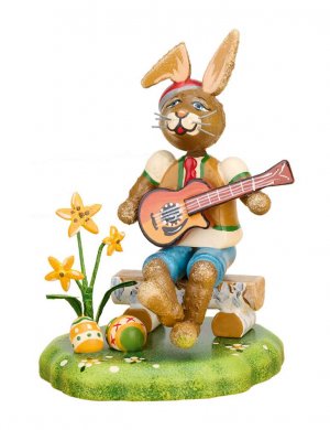 Sammelfiguren - Hasenmusikant Junge mit Gitarre