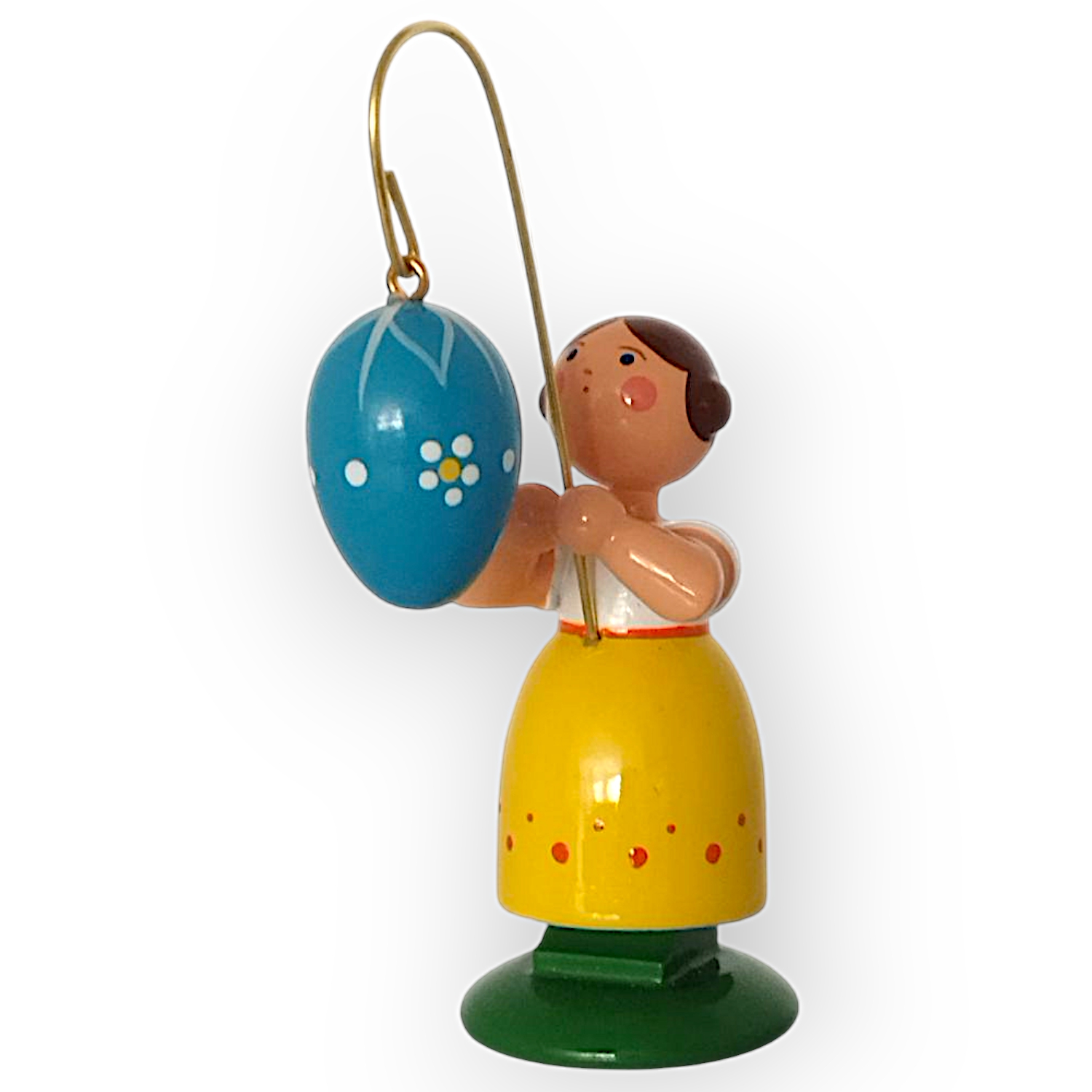 Ostermädchen mit blauem Ei