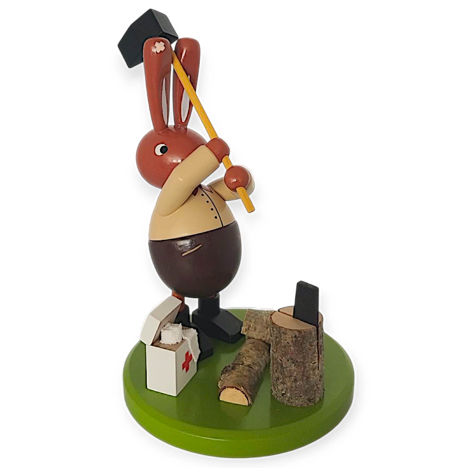 Hase beim Holzspalten
